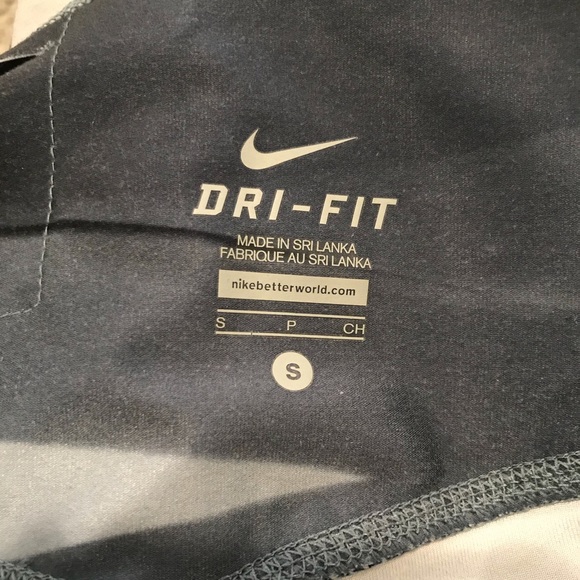 Nike Leggings - Picture 3 of 5